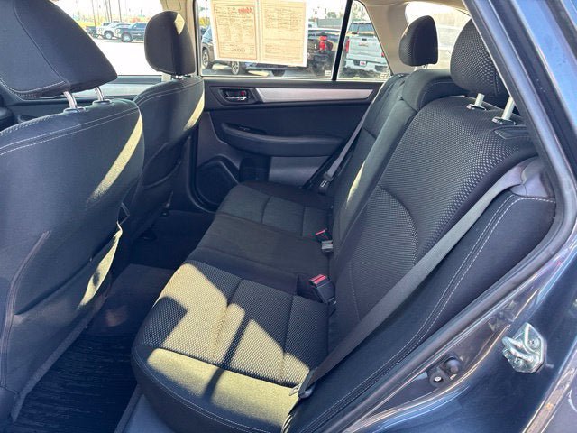 Used 2017 Subaru Outback 2.5i Premium AWD/4WD image 18