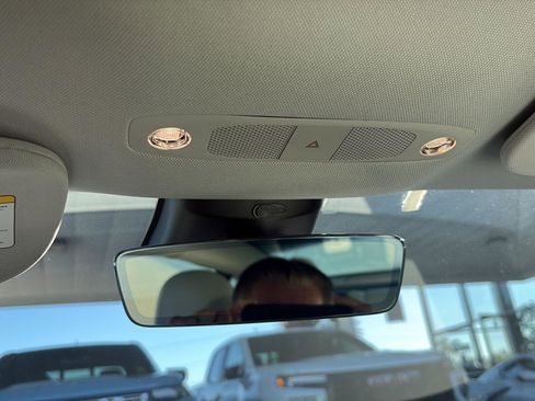 Used 2022 Tesla Model 3 Long Range image 18