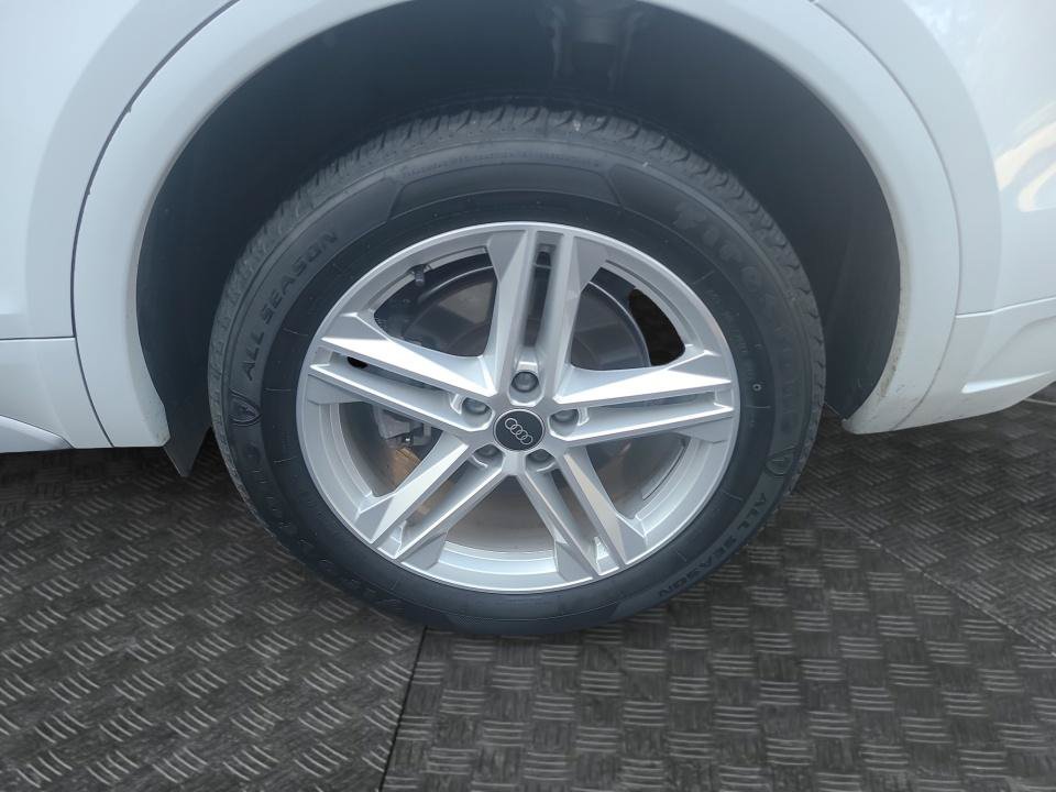 Used 2024 Audi Q5 e Premium AWD/4WD image 22