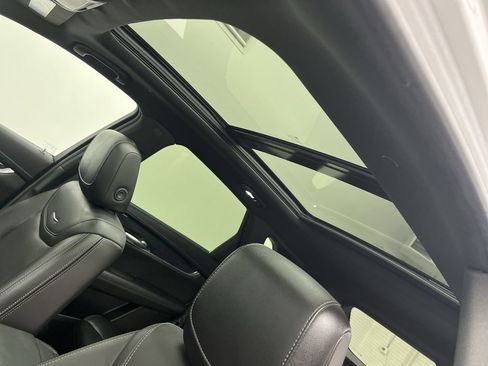 Certified 2023 Cadillac XT5 Premium Luxury w/ Technology Package image 7