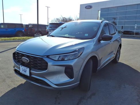 Certified 2024 Ford Escape ST-Line image 7