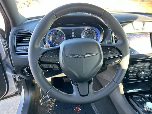 Used 2023 Chrysler 300 S image 14