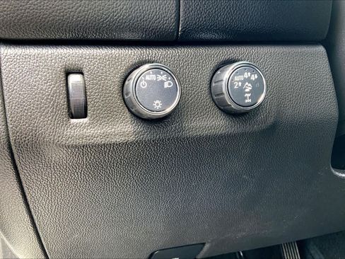 Used 2018 Chevrolet Colorado ZR2 AWD/4WD image 32