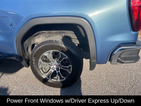 Used 2024 GMC Sierra 1500 SLT image 11