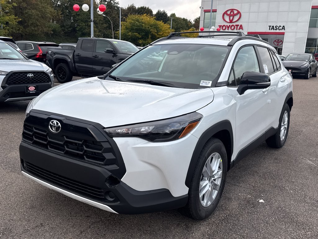 New 2026 Toyota Corolla Cross LE w/ Moonroof Package AWD/4WD image 3