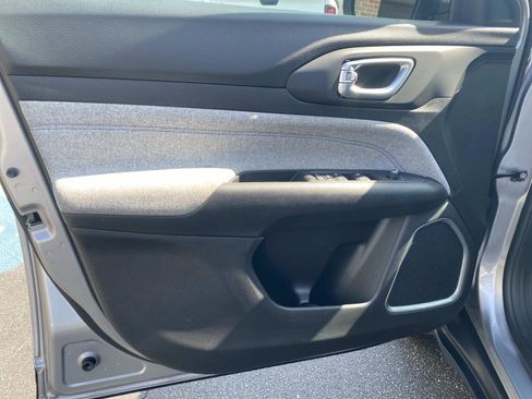 Certified 2022 Jeep Compass Latitude image 21