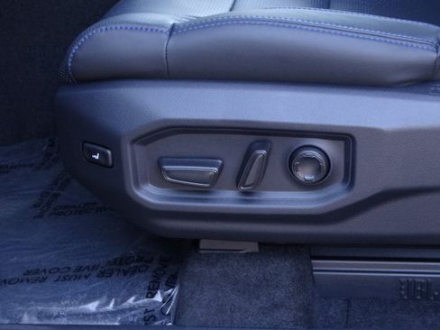 New 2026 Toyota Tundra Platinum AWD/4WD image 10
