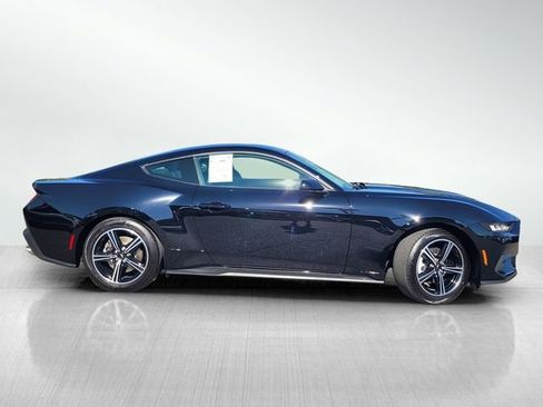 Certified 2024 Ford Mustang Coupe image 3