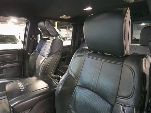 Used 2021 RAM 2500 Limited image 12