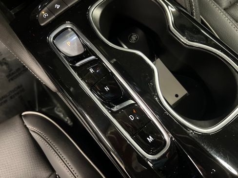 Certified 2023 Buick Envision Avenir AWD/4WD image 26