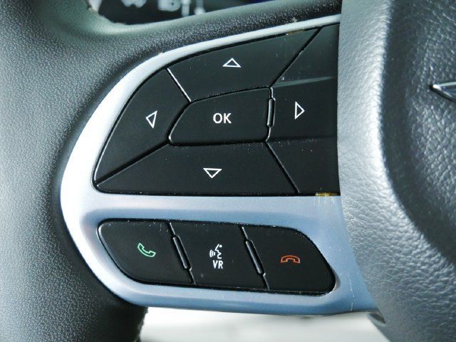 Certified 2023 Chrysler Pacifica Touring-L w/ Uconnect Theater Family Group AWD/4WD image 25