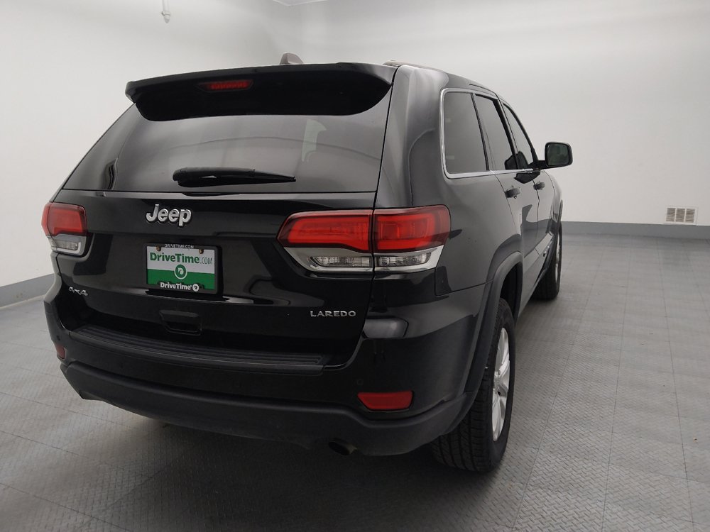 Used 2022 Jeep Grand Cherokee Laredo E AWD/4WD image 7