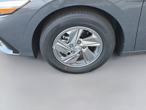 New 2026 Hyundai Elantra SE image 37