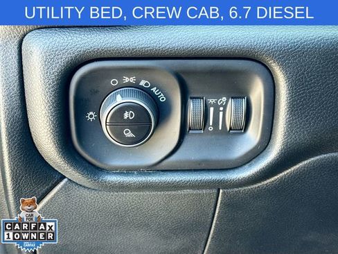 Used 2020 RAM 5500 Tradesman w/ Towing Technology Group RWD image 10