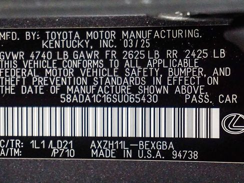 Used 2025 Lexus ES 300h w/ Premium Package image 24