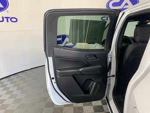 Used 2023 Chevrolet Colorado W/T RWD image 28