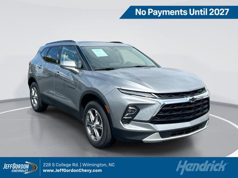 Used 2024 Chevrolet Blazer LT w/ Convenience Package FWD image 1