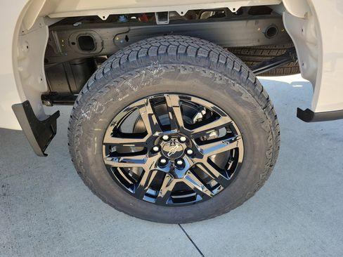 New 2026 Chevrolet Silverado 1500 Custom Trail Boss AWD/4WD image 26