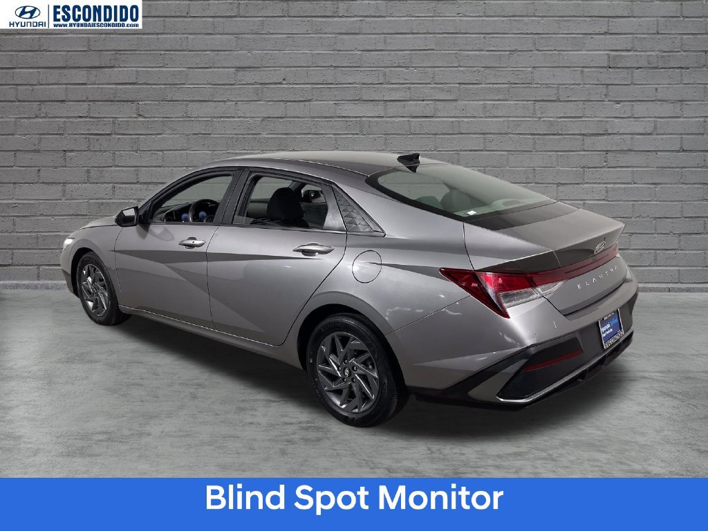 Certified 2024 Hyundai Elantra SEL FWD image 6