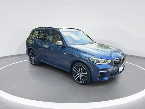 Used 2022 BMW X5 M50i w/ Executive Package AWD/4WD image 2