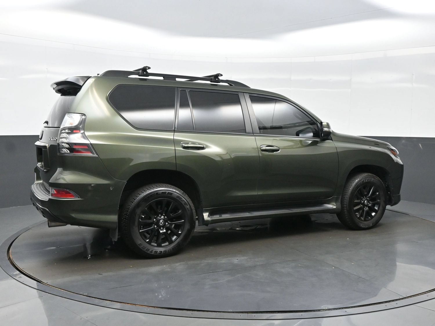 Used 2023 Lexus GX 460 w/ Black Line Special Edition AWD/4WD image 6