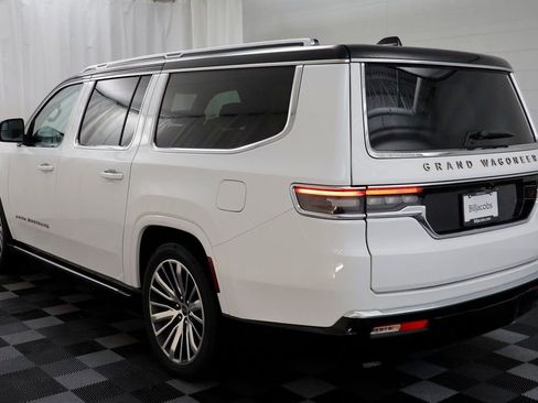 Used 2024 Jeep Grand Wagoneer L Series III image 17