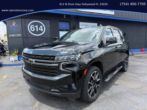 Used 2022 Chevrolet Tahoe RST w/ Luxury Package RWD image 1