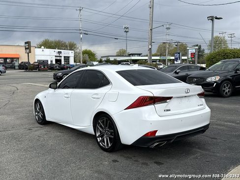 Used 2020 Lexus IS 300 F Sport w/ F Sport Package RWD image 7