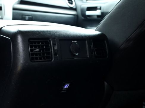 Used 2018 Toyota Tundra SR5 image 41