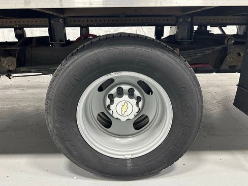 Used 2022 Chevrolet Express 3500 Work Van w/ Power Convenience Package image 45