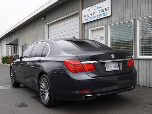 Used 2012 BMW 740Li image 14