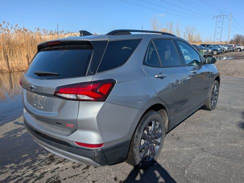 Used 2024 Chevrolet Equinox RS image 7