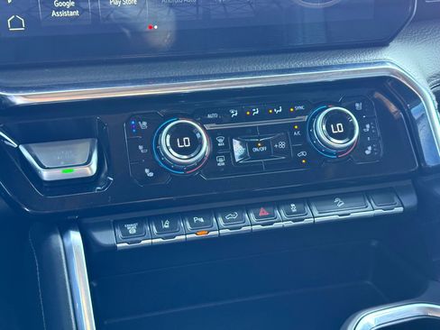 Used 2024 GMC Sierra 2500 Denali w/ Denali Reserve Package image 31