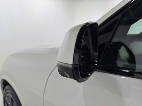 Certified 2023 BMW X5 xDrive40i w/ M Sport Package AWD/4WD image 9