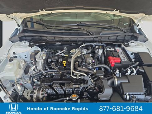 Used 2025 Nissan Altima 2.5 SV FWD image 20