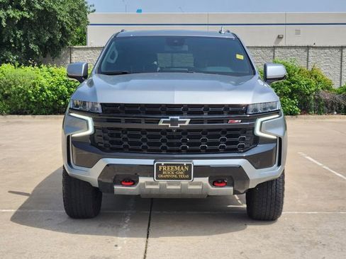 Used 2024 Chevrolet Tahoe Z71 w/ Luxury Package AWD/4WD image 2