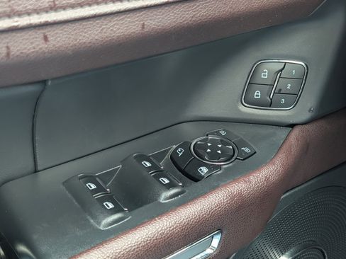 Used 2024 Ford Expedition Max Limited image 15