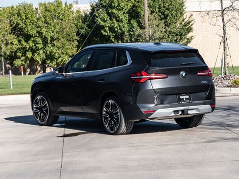 New 2026 BMW X3 xDrive30 w/ Premium Package image 3