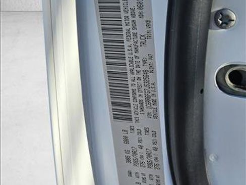 Used 2018 RAM 1500 Express image 23