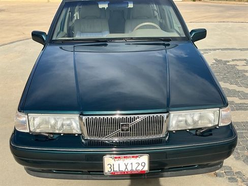 Used 1995 Volvo 960 Wagon image 4