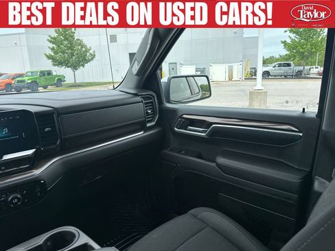 Used 2023 Chevrolet Silverado 1500 LT AWD/4WD image 23