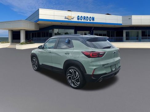 Used 2024 Chevrolet TrailBlazer RS w/ Driver Confidence Package AWD/4WD image 3