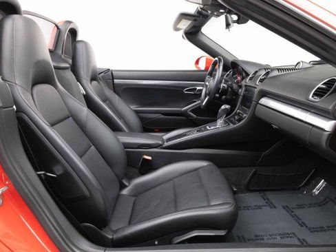 Used 2017 Porsche 718 Boxster S image 16