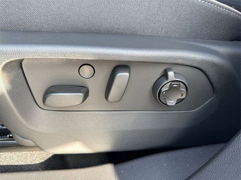 New 2026 Buick Envision Avenir image 12