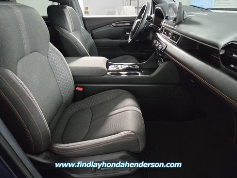 Certified 2025 Honda Pilot Sport image 22