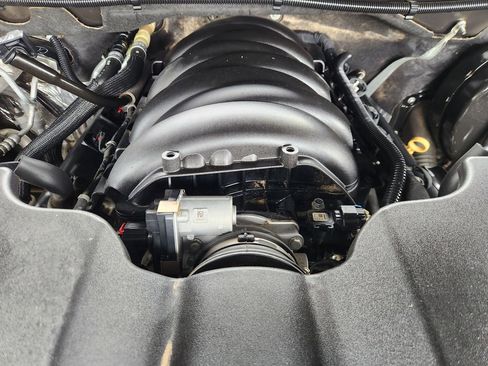 Used 2019 GMC Yukon SLT w/ Open Road Package RWD image 35