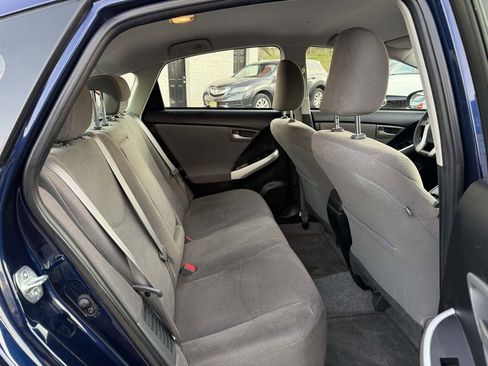 Used 2015 Toyota Prius Two image 12