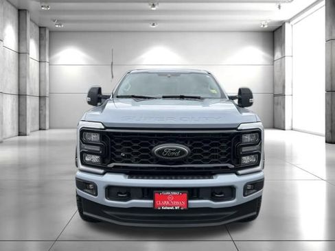 Used 2025 Ford F350 Lariat w/ Black Appearance Package AWD/4WD image 3