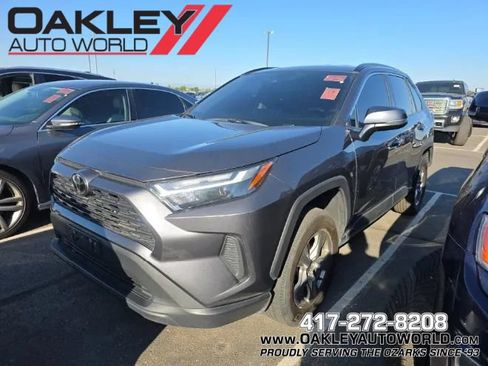 Used 2024 Toyota RAV4 XLE AWD/4WD image 1
