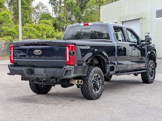 Used 2025 Ford F250 Lariat w/ Lariat Ultimate Package video 4